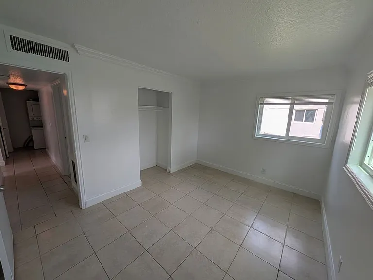 817 Lighthouse Dr #B — Photo 10