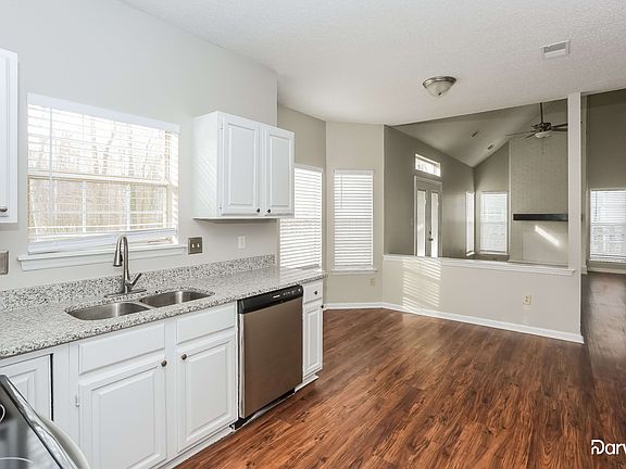 3rd image of 7335 Maitland Ln