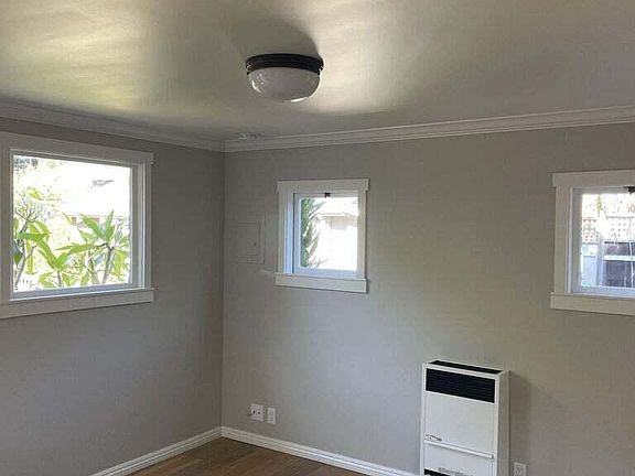 5th image of 1306 Chino St #1/2