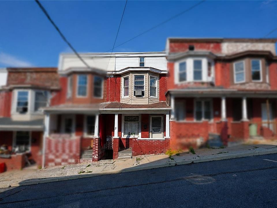 1st image of 5 N Walnut St