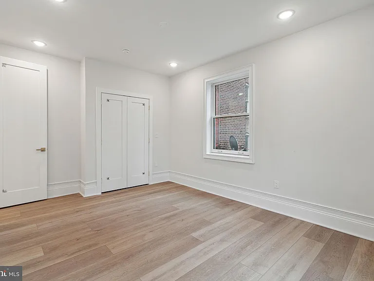 1822 Chestnut St #3R — Photo 17