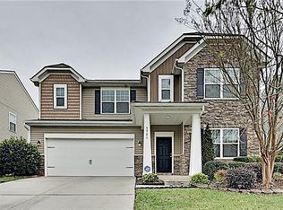 5906 Kelyn Hills Dr, Charlotte, NC 28278