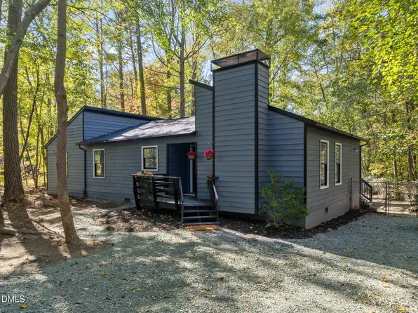 9909 Leslie Dr, Chapel Hill, NC 27516