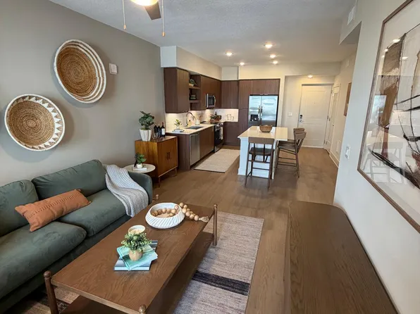 2741 NW 17th Ter #125, Miami, FL 33125