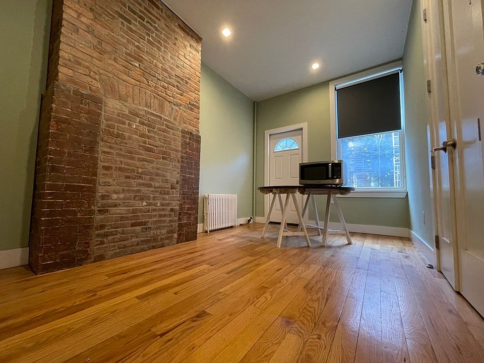 1st image of 114 N 8th St #1B