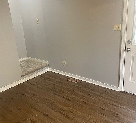 5th image of 1105 Tabb Ave