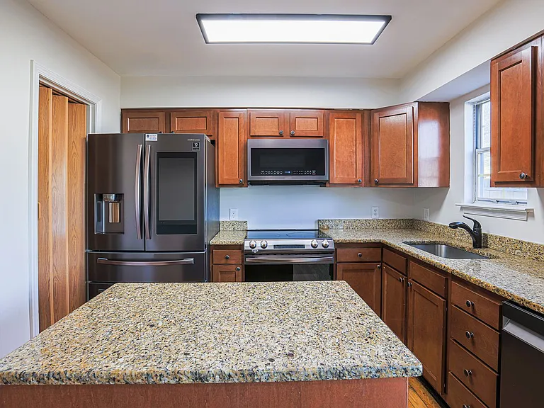 14 Luffing Ct — Photo 27