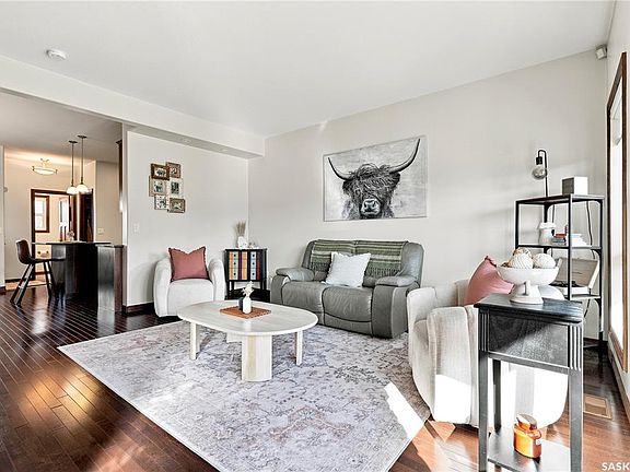 4th image of UNIT 106-610 Stensrud ROAD