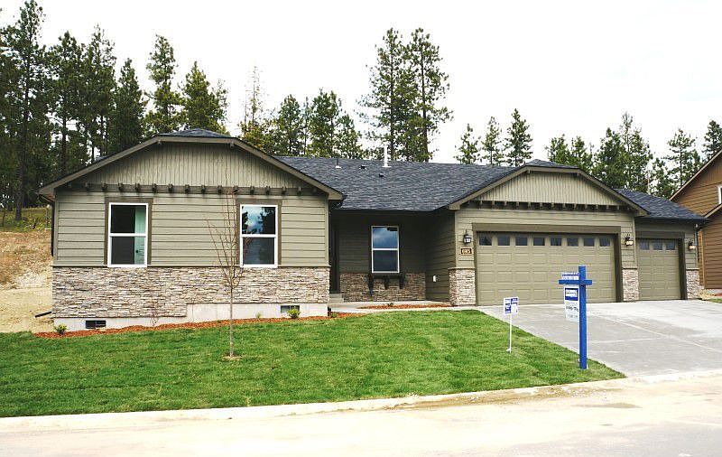 1st image of 6915 Fairmont Ln