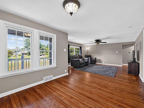 5th image of 15516 State Road 148