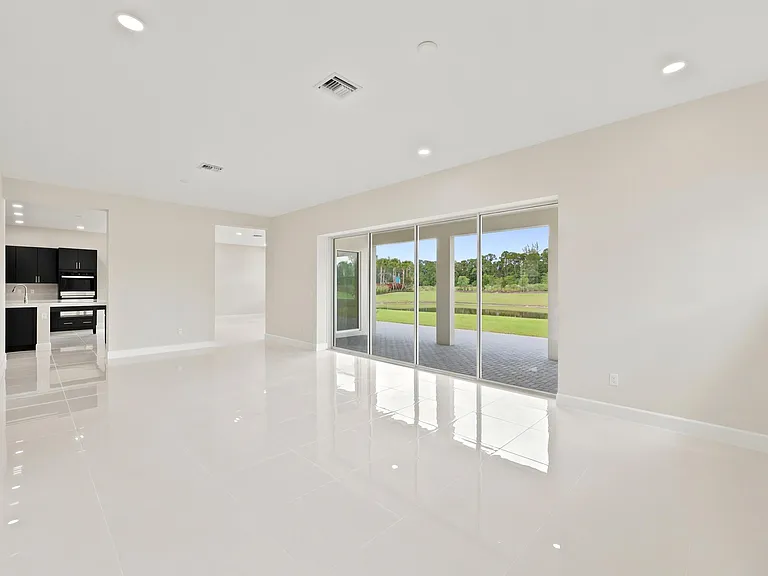 14261 Spruce Pine Dr — Photo 19