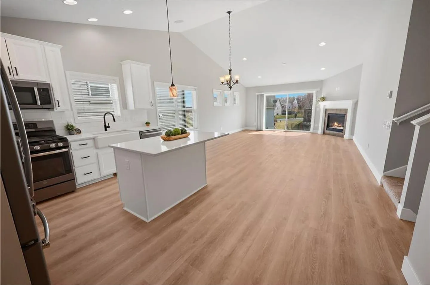 Remodeled 4 Bedroom Home for Rent! — Photo 3