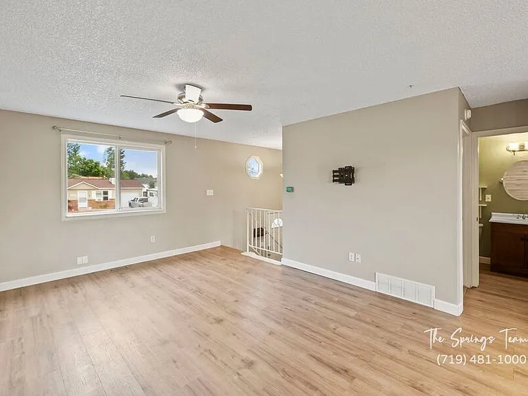 4953 Cita Dr — Photo 8