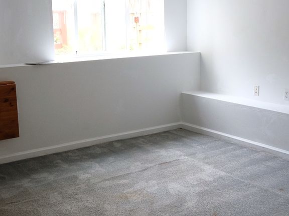 room 2 (another view)