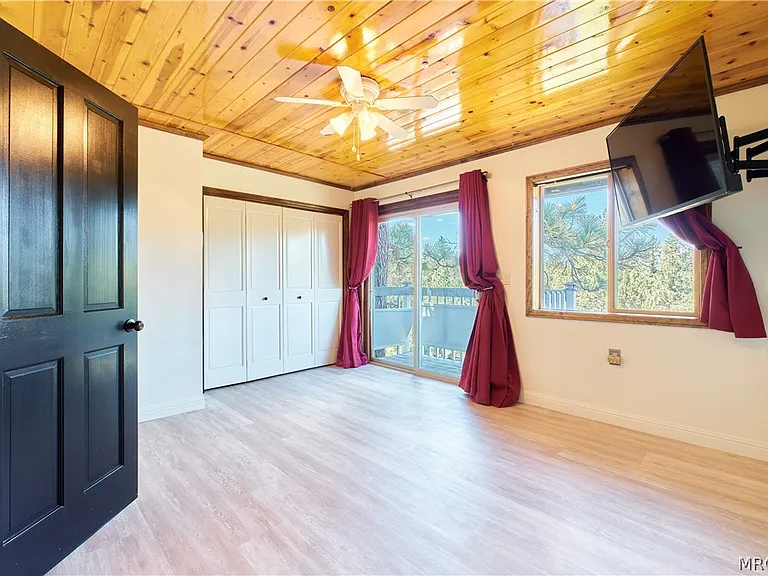 509 Wallace Ln — Photo 31
