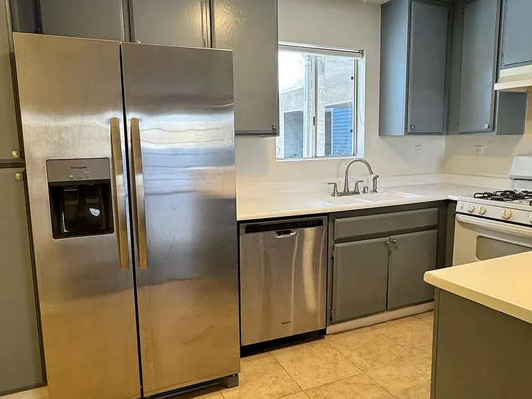 1200 Gaviota Ave #108 — Photo 5