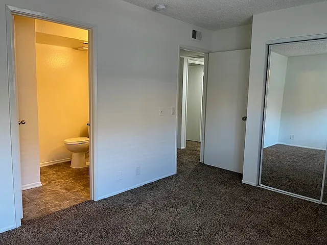 Gresham Townhomes — Photo 12