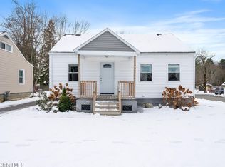 253 Giffords Church Rd, Schenectady, NY 12306