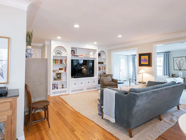23213 Fairmount Blvd — Photo 12