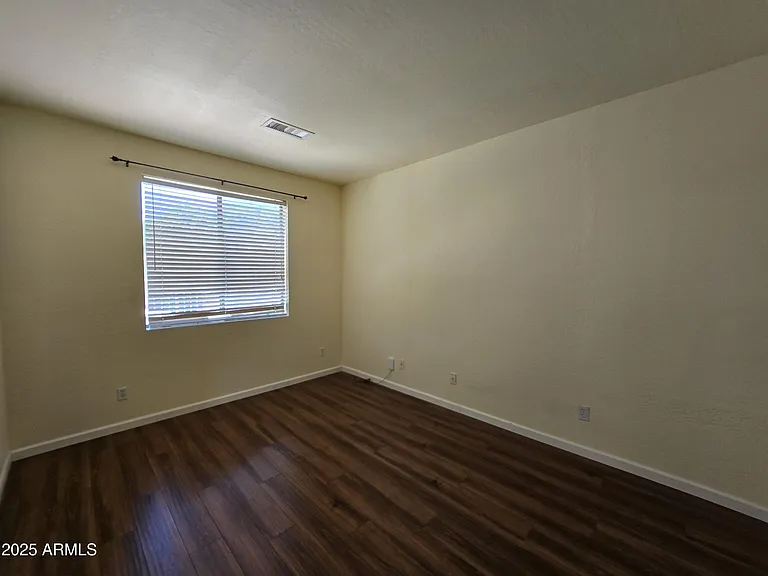 223 W Pelican Dr — Photo 11