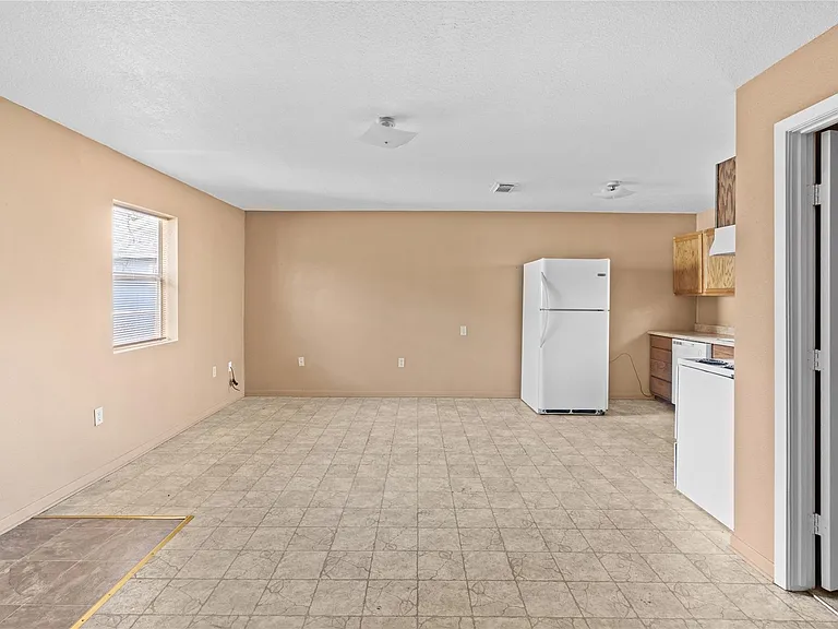 2200 Peach Ave #4 — Photo 16