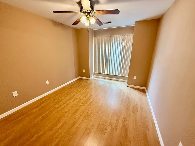 42 Cypress St — Photo 10
