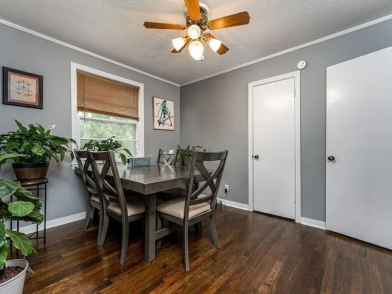 206 River Heights Dr — Photo 8