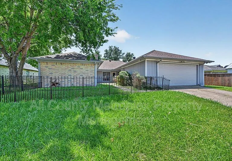 1503 Northridge Dr — Photo 15