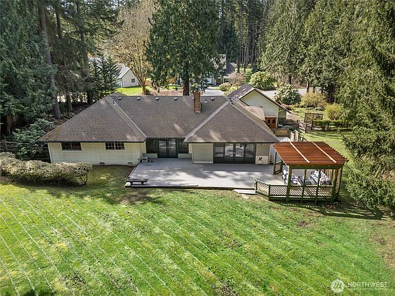 2nd image of 15340 185th Avenue NE