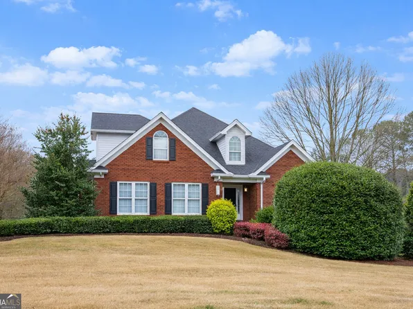 1206 Lancelot Ct, Loganville, GA 30052