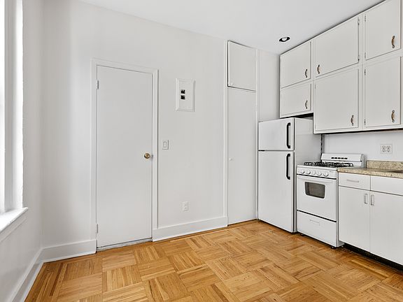 5th image of 245 W 75th St APT 4H