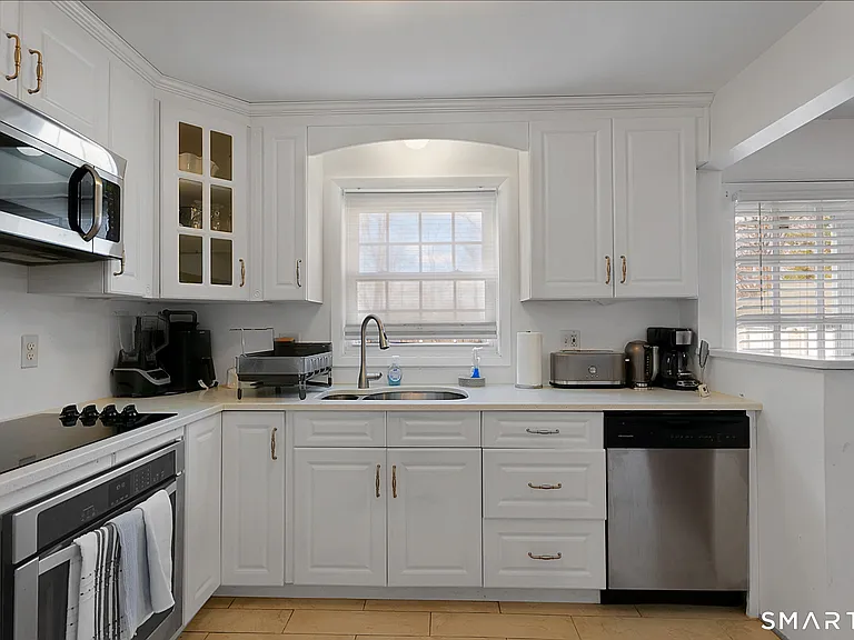 44 Garden St #7 — Photo 12