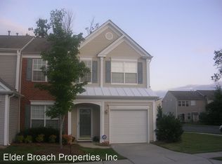 11723 Harsworth Ln, Charlotte, NC 28277
