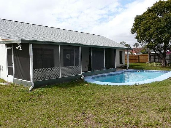 4th image of 3615 Daventry Ct