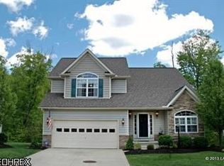 799 Willow Creek Dr, Akron, OH 44333