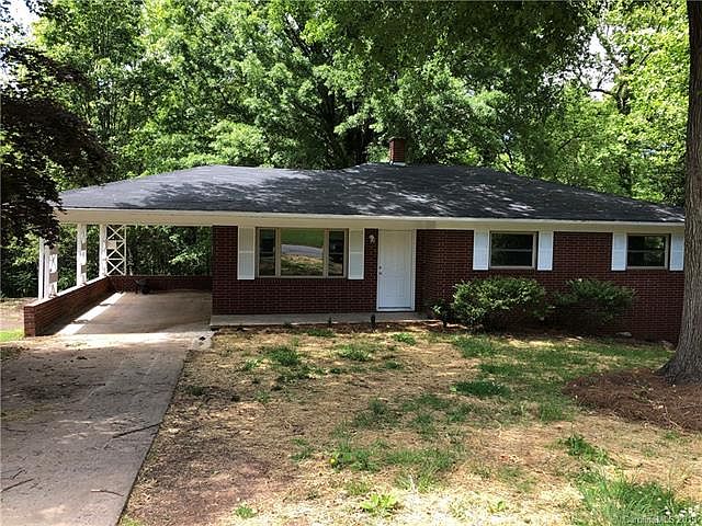 1st image of 652 7th Avenue Pl SE