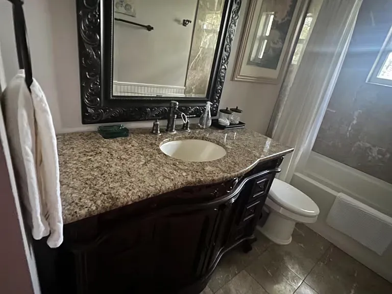 6115 Island Park Ct — Photo 6