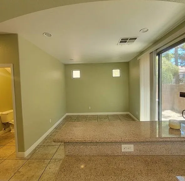 9577 Villa Adastra Ave — Photo 6