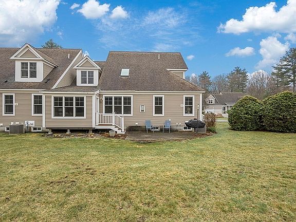 5th image of 26 Sanctuary Ln #26
