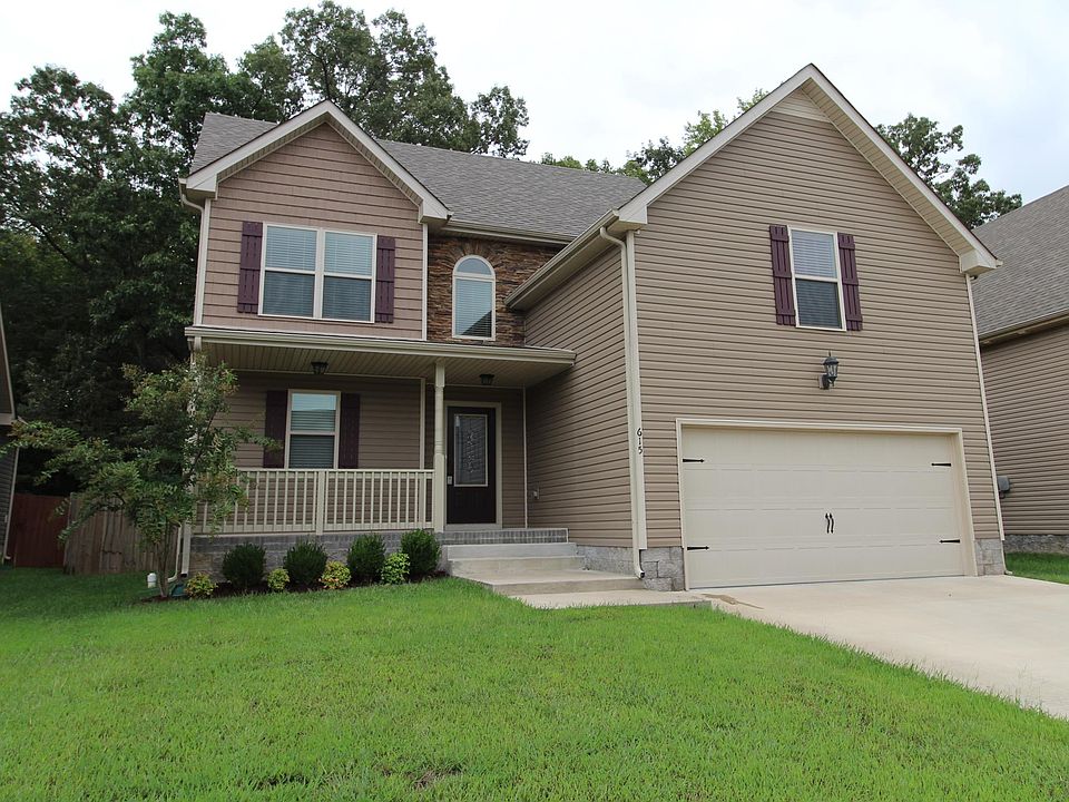 1st image of 615 Fox Path Ln