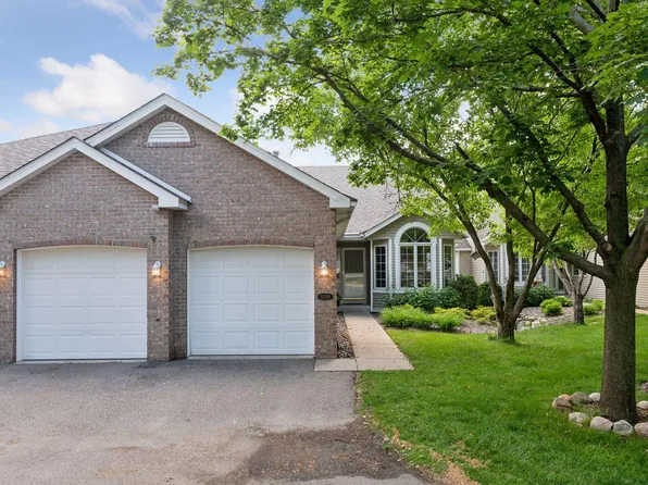11206 Wyoming Curv, Bloomington, MN 55438
