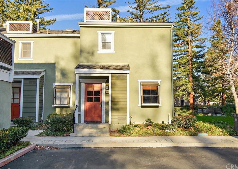 1st image of 700 E Lake Dr Unit 31