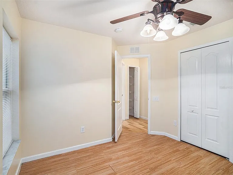 11440 Misty Isle Ln — Photo 19