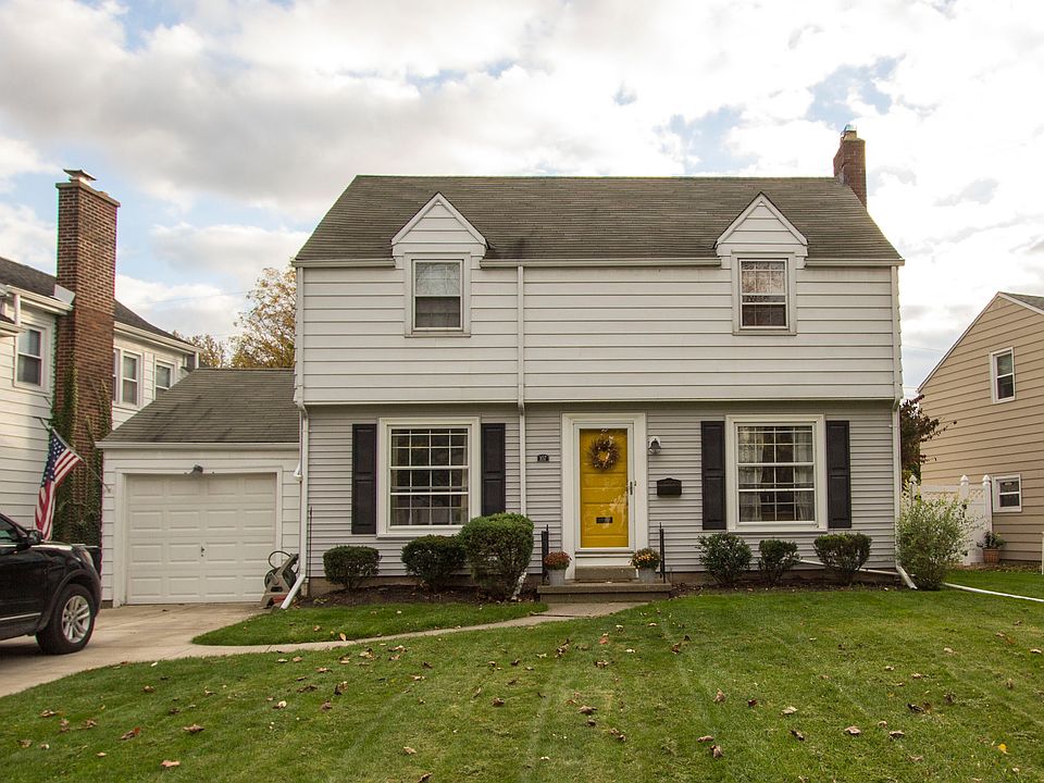 1st image of 107 Brockett Dr
