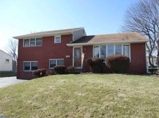 482 Cynthia Ave, Penndel, PA 19047