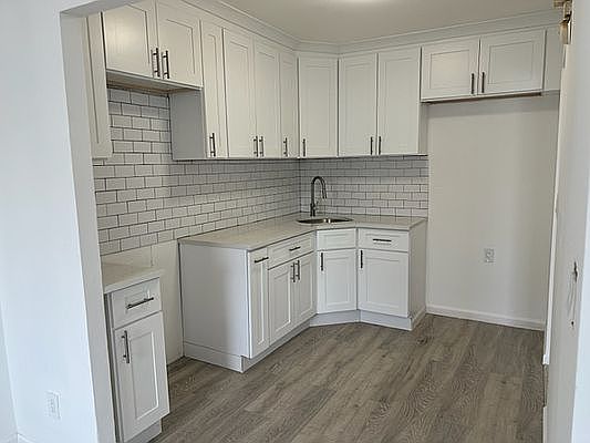 2nd image of 344 Bleecker St #3