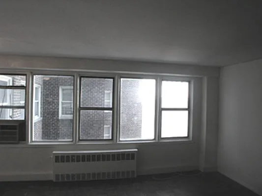 Sold by Simone Song Properties, LLC | media 33