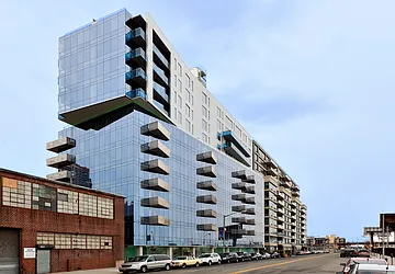 Murano at 5-19 Borden Avenue in Hunters Point