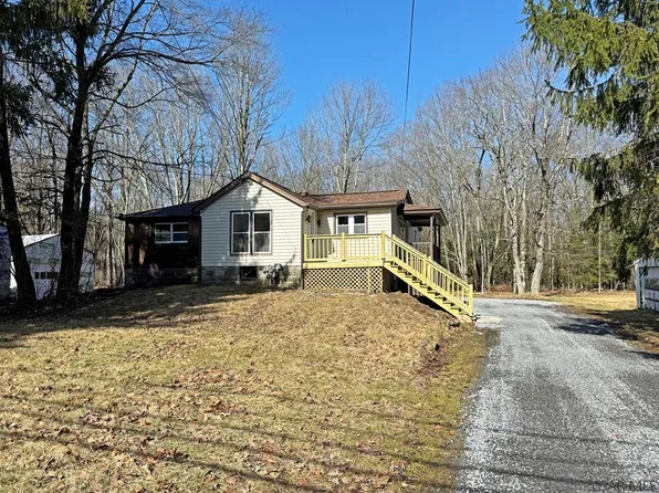 4543 Elton Rd, Johnstown, PA 15904