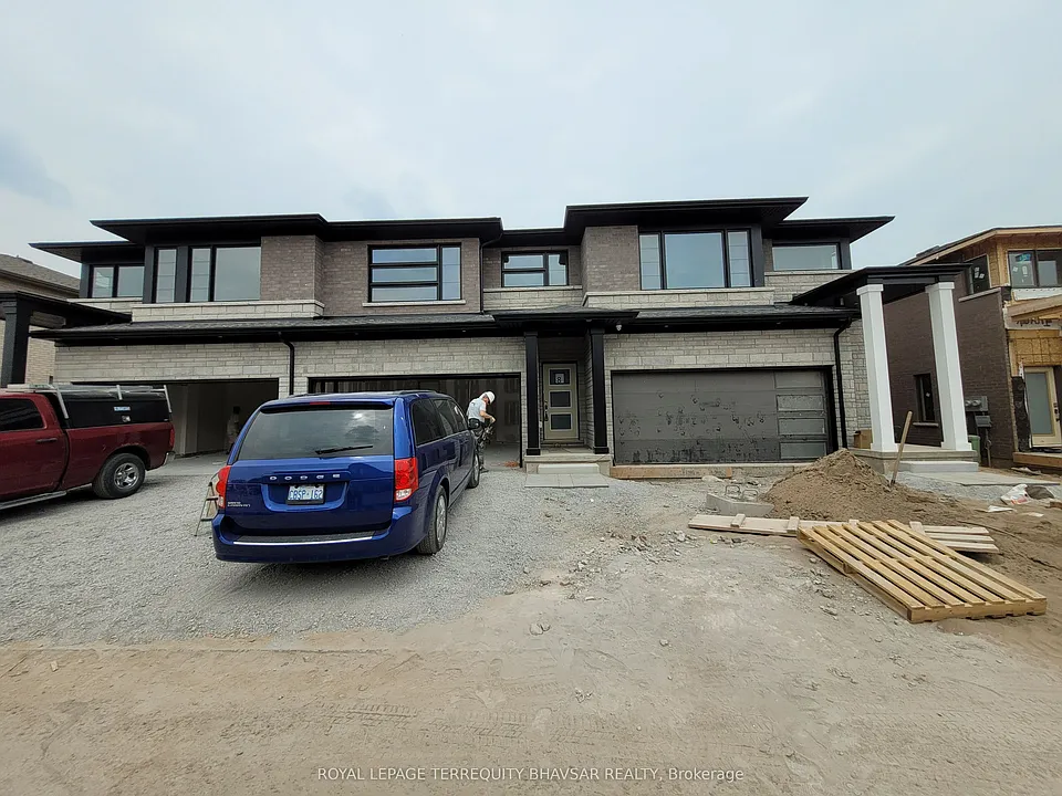 4552 Portage Rd #8